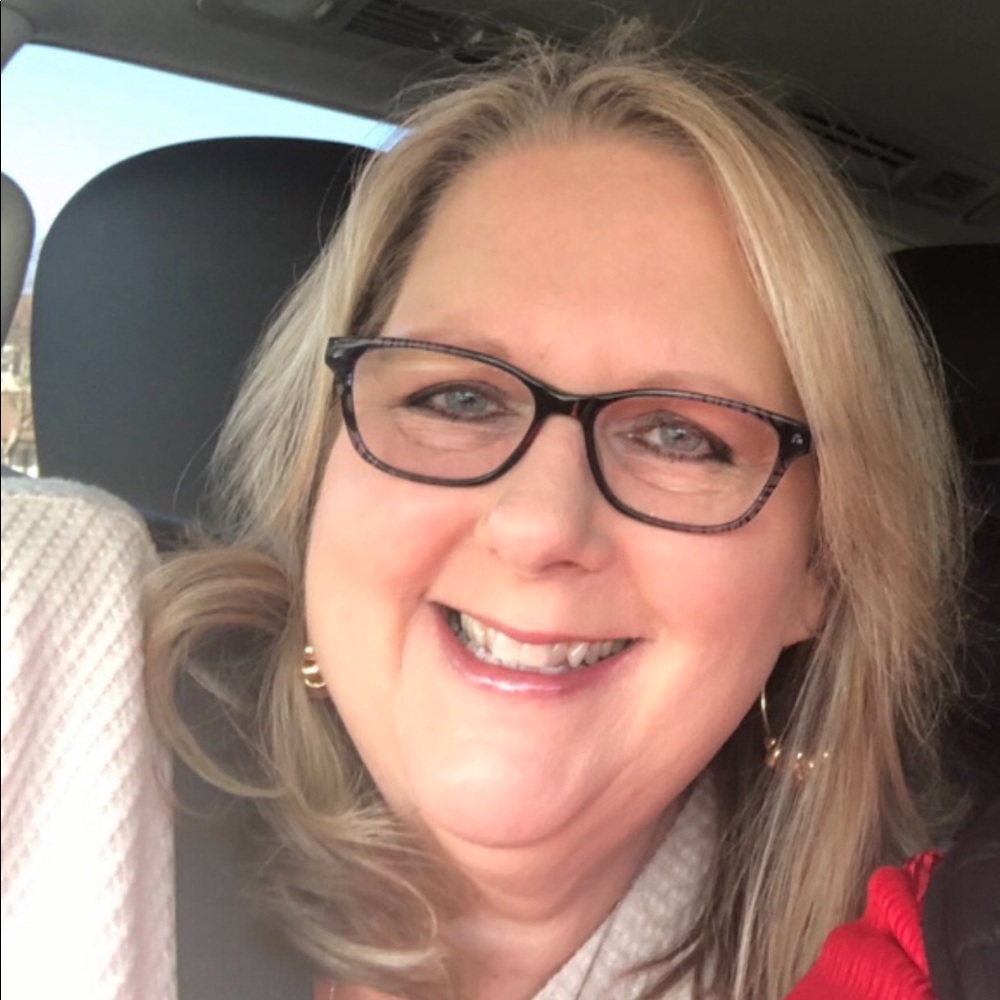 Meet your Posher, Sharon